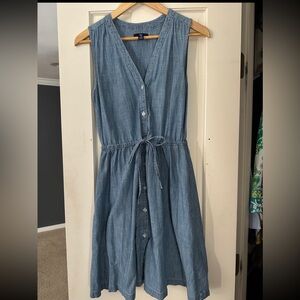 Gap XS Women’s Chambray summer blue Sundress